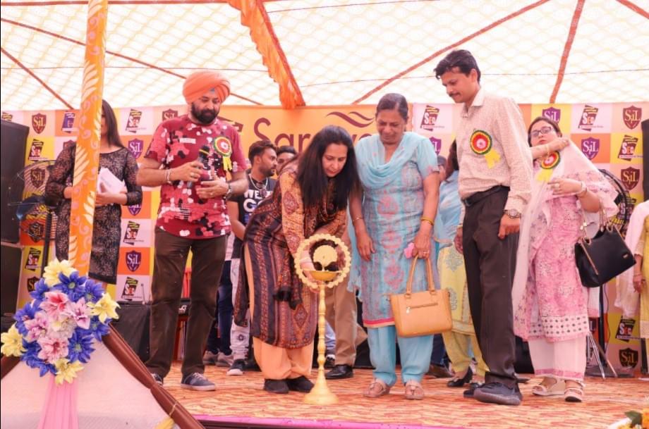 Saraswati college Amritsar College Events photo 4